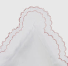 Load image into Gallery viewer, Rose/White Scalloped King Duvet Cover Set