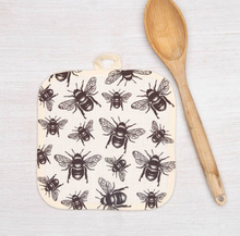 Load image into Gallery viewer, Honey Bee Pot Holder