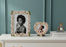Load image into Gallery viewer, Bella Frame Collection
