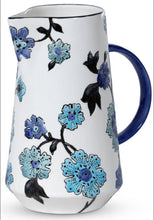 Load image into Gallery viewer, Periwinkle Vine Dinnerware Collection
