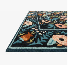 Load image into Gallery viewer, Floral Wool Rug
