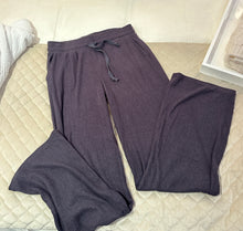 Load image into Gallery viewer, Daytime Pant W/ Pockets
