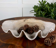 Load image into Gallery viewer, Clam Shell Bowl
