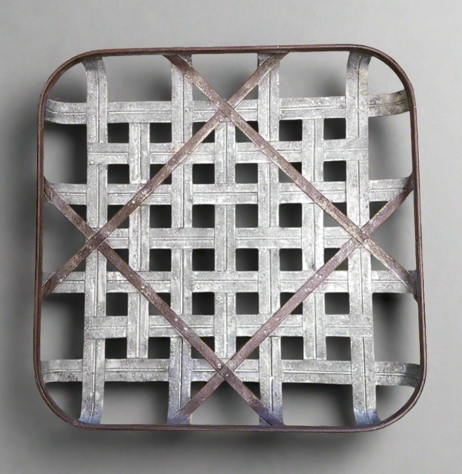 Galvanized Woven Metal Tray 20