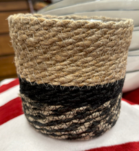 Load image into Gallery viewer, Jute Garden Pot Cover Collection
